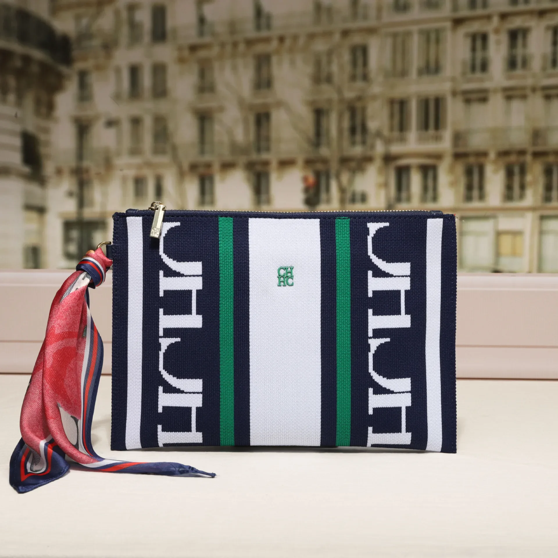 

Простая женская сумка через плечо большой вместимости с однотонным модным дизайном, элегантным кожаным и роскошным стилем