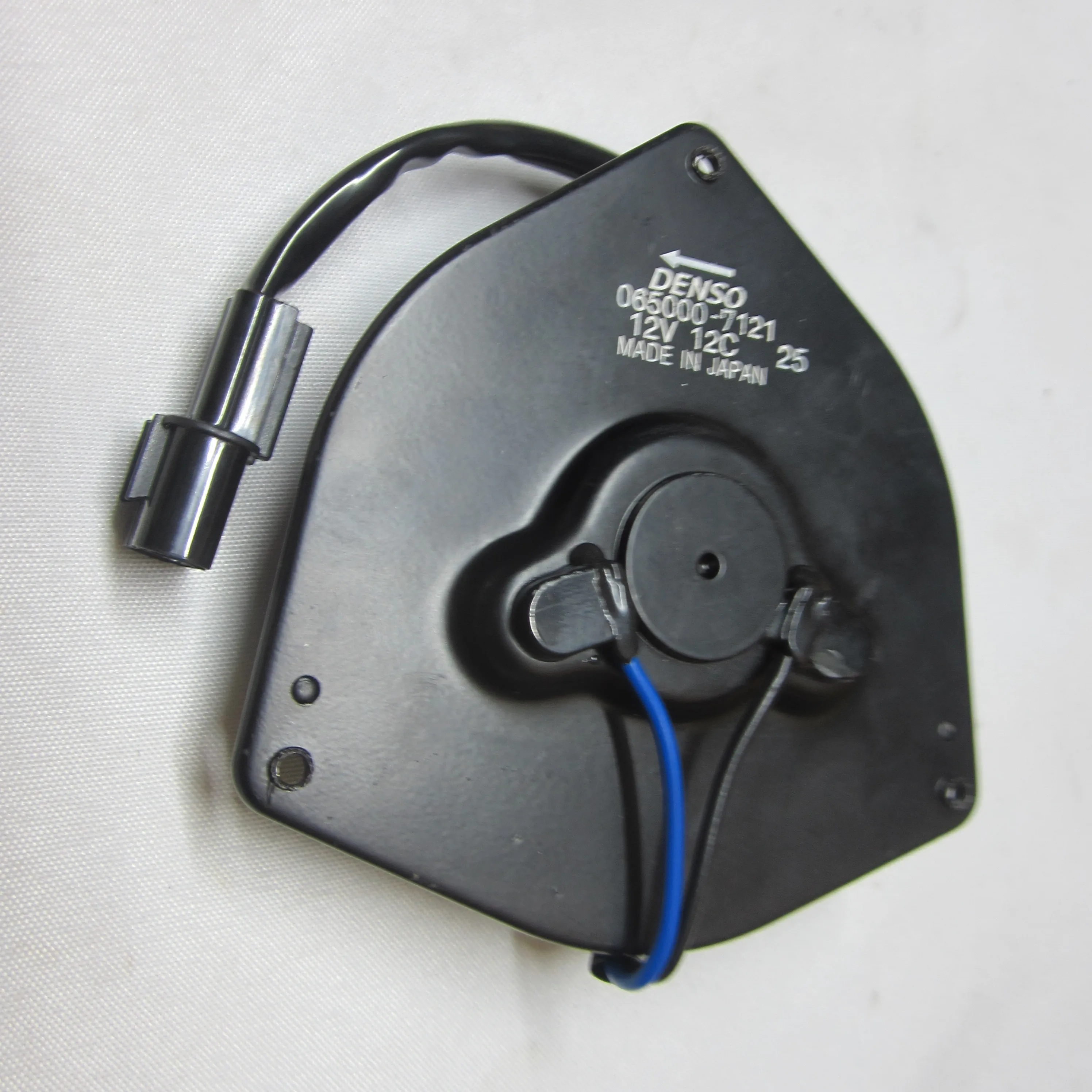 Auto AC Fan Motor For Japanese car 065000-2061 12V 11D