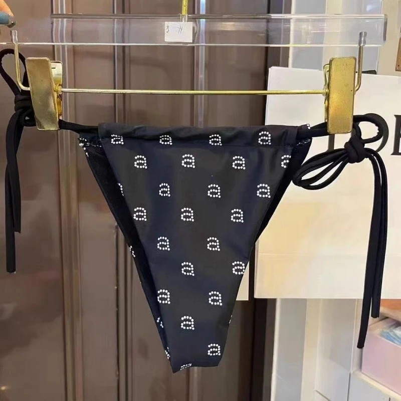 Bikini estampado de estilo playero para mujer, bañador Sexy con realce, Tanga, braguitas de vendaje, sujetador Wang, novedad de verano 2024