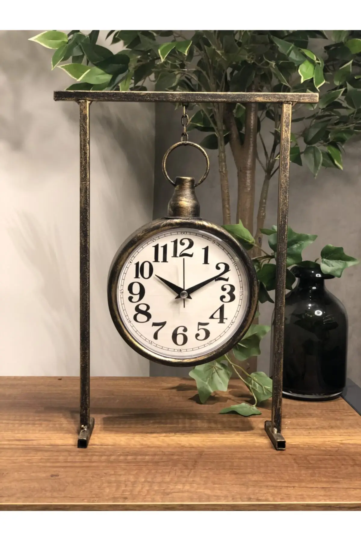 Decorative Metal Table Clock