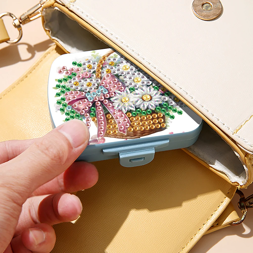 

Diamond Painting Kit Mini Portable Travel Medicine Storage Box Six-Compartment for Outdoor Sports Business Trip Or Handbag