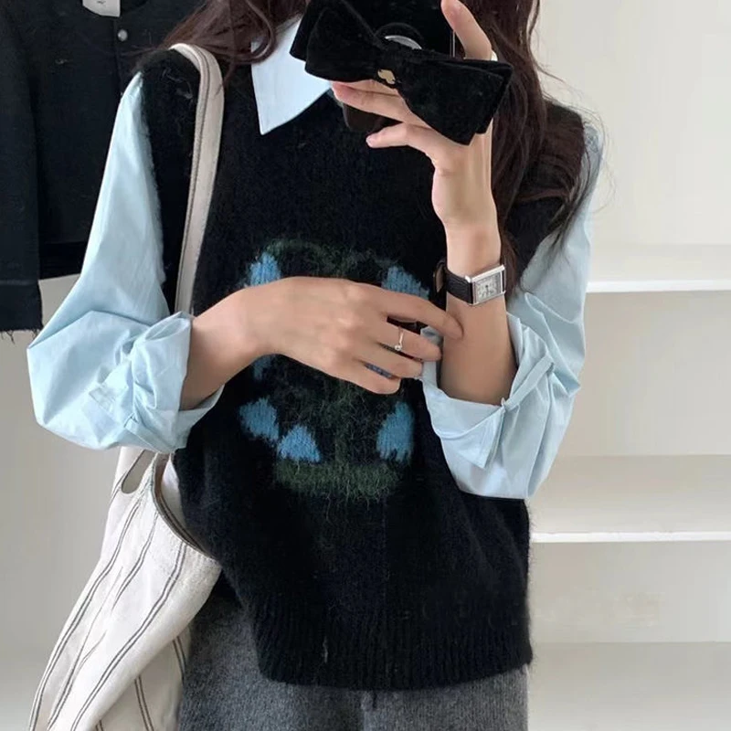 Women's Korean Preppy Style Flower Chic Sweet Knitted Sweater Vest Y2K Vintage Simple Casual Harajuku Sleeveless Loose Waistcoat