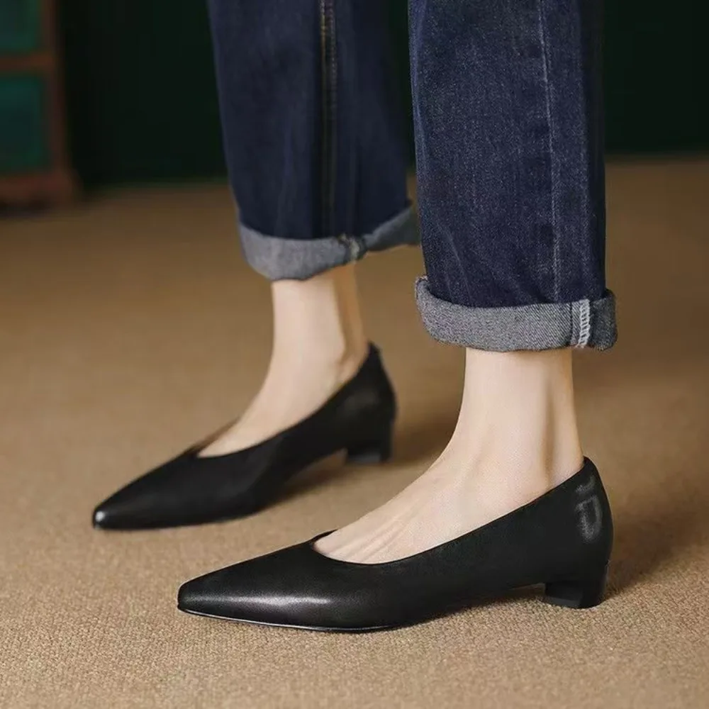 ​​2026 New Arrival Women's Low-Heel Pumps Black Leather Formal Shoes Slip-On Commuter Comfortable Mid-Heel Pumps