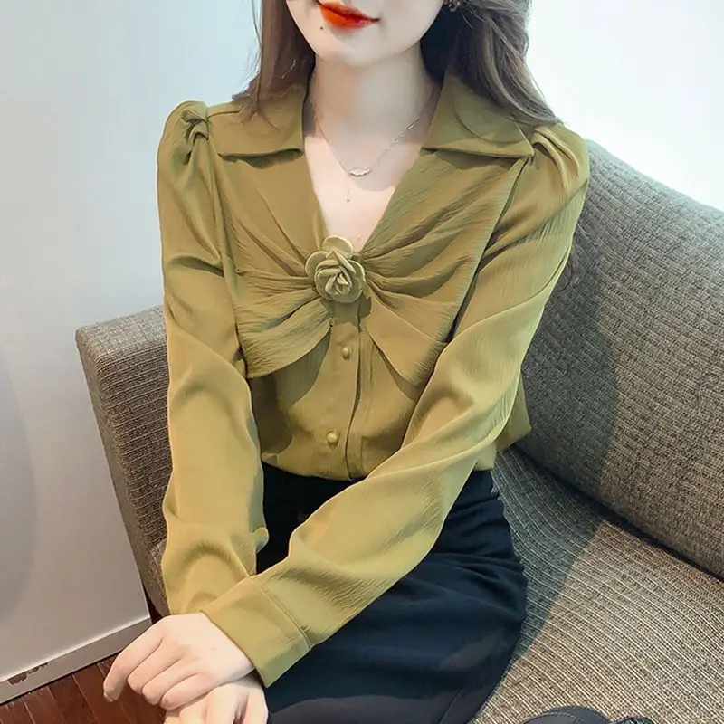 Design Sense Three-dimensional Flower Chic Shirt New Style Lapel Shirt French Style Western-style Long Sleeved Top for Women