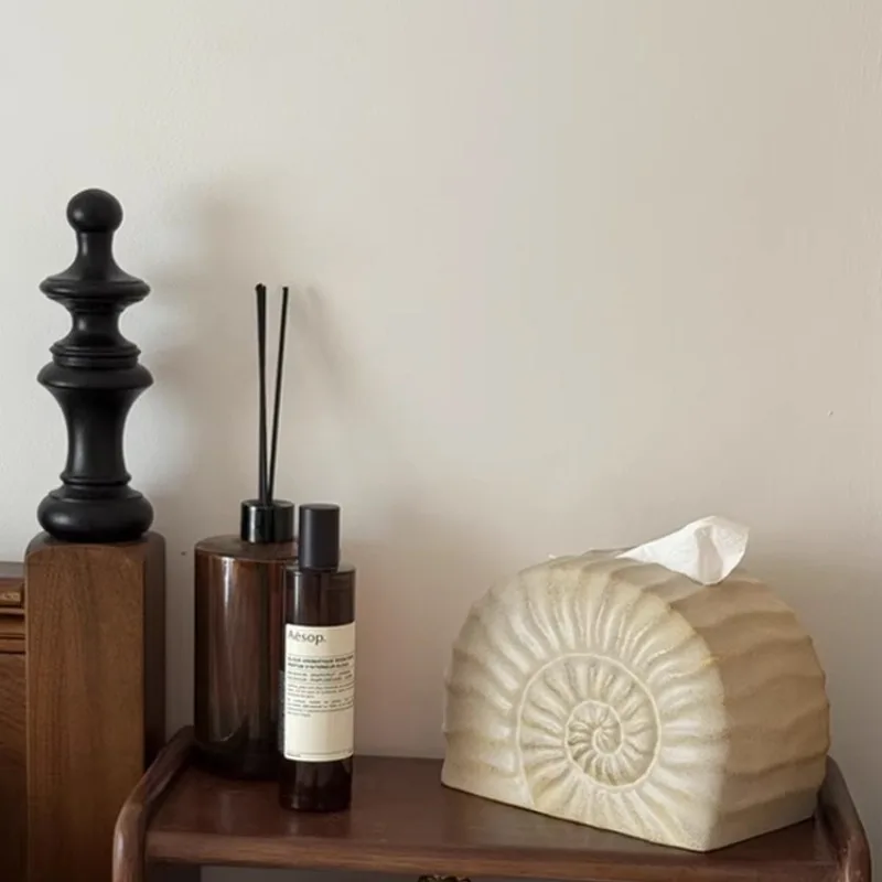 Modern simple and creative conch tissue box ornament, model room hotel home  bedroom pumping carton