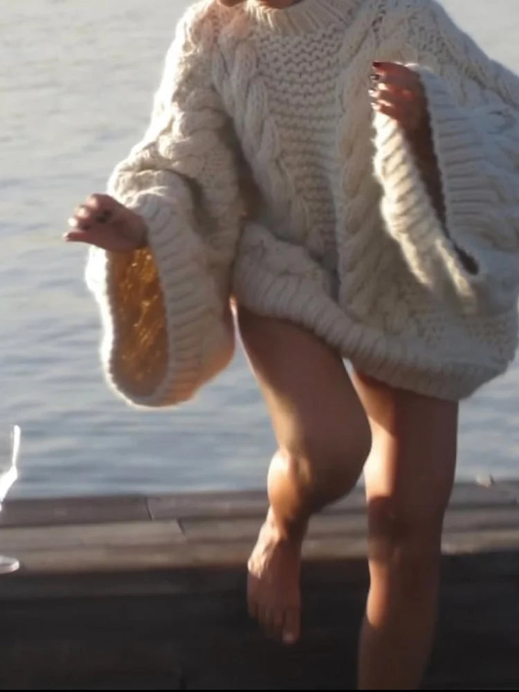 

Модный однотонный свободный женский вязаный свитер с круглым вырезом, расклешенный длинный рукав, оверсайз, витой пуловер, новая мода, осенняя женская поездка на работу