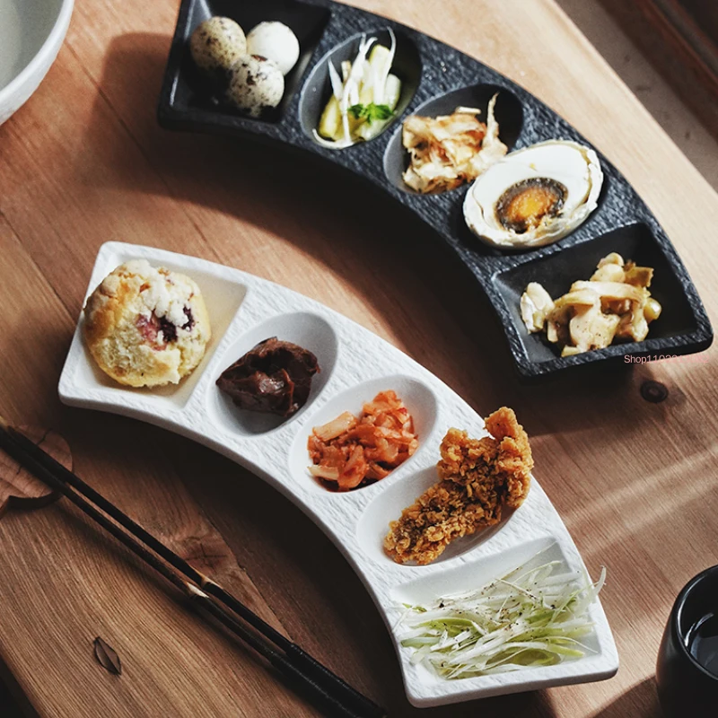

Multi-grid Seasoning Plate Ceramic Restaurant Sauce Dipping Dishes Barbecue Household Tableware