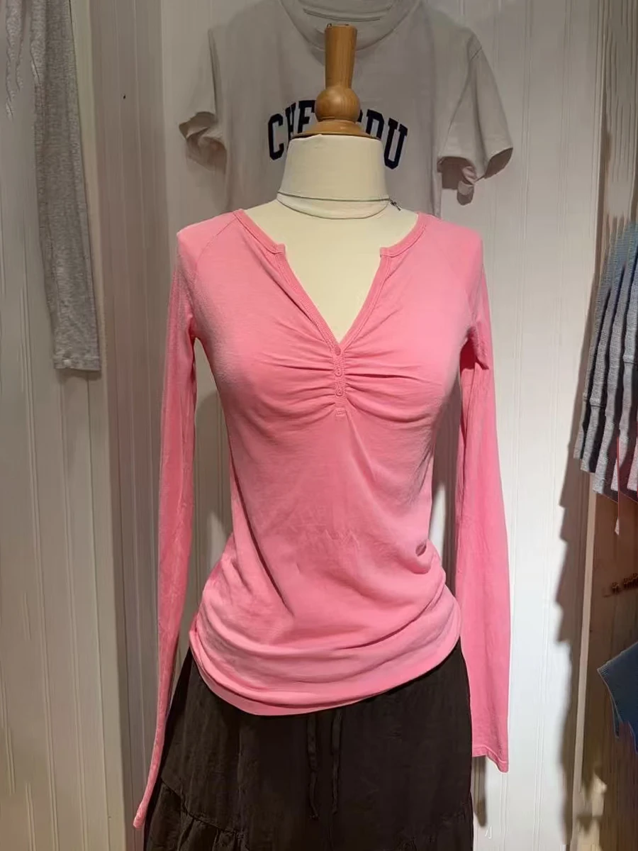 New Folds Peachy Pink Slim T-shirts Woman Three Buttons V-neck Cotton Long Sleeve Tees Autumn Sweet Simple Solid Tshirts Y2k Top