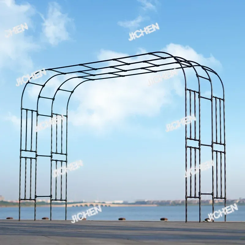 Hn Iron Garden Clim… - image