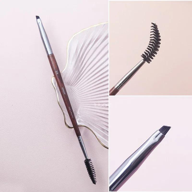 1Pc Professional Double-headed Eyebrow Eyelash Brush Eyelash Brush Comb for Eye Details Brush Blending Brush with Wooden Handle