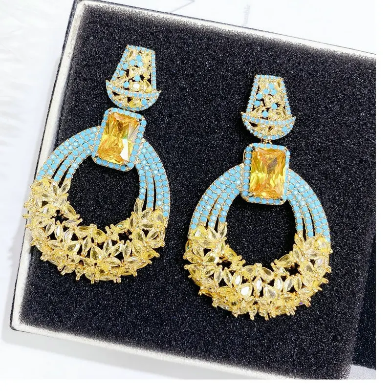 

Bilincolor Luxury Blue and Yellow Round Flower Cluster Earring for Women
