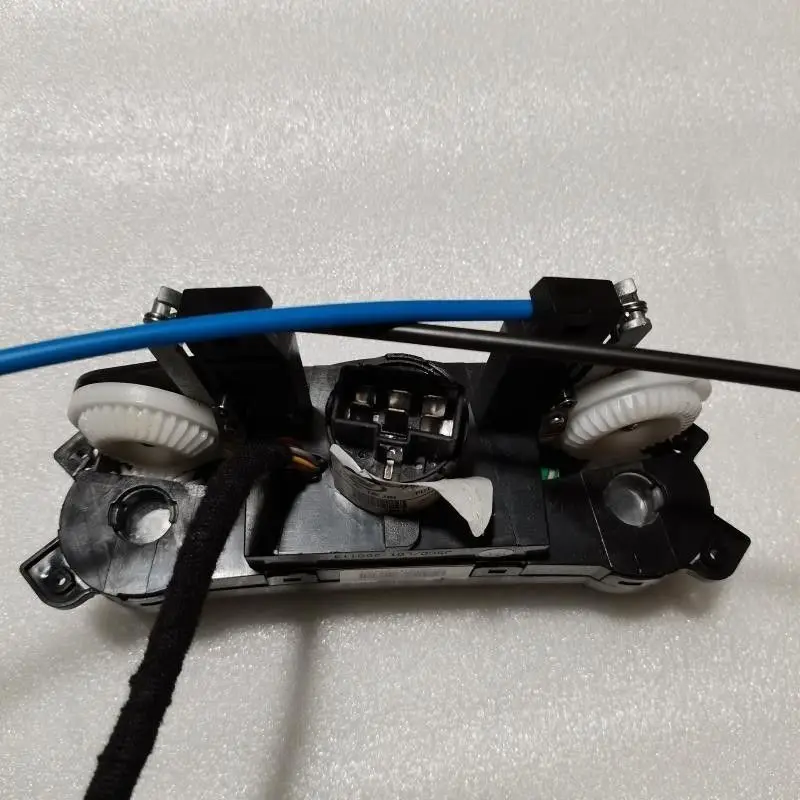 Compatible Air Conditioning Control Panel Assembly (Manual HVAC Control Switch) for Foday Xiongshi F16 Pickup (China V Emission