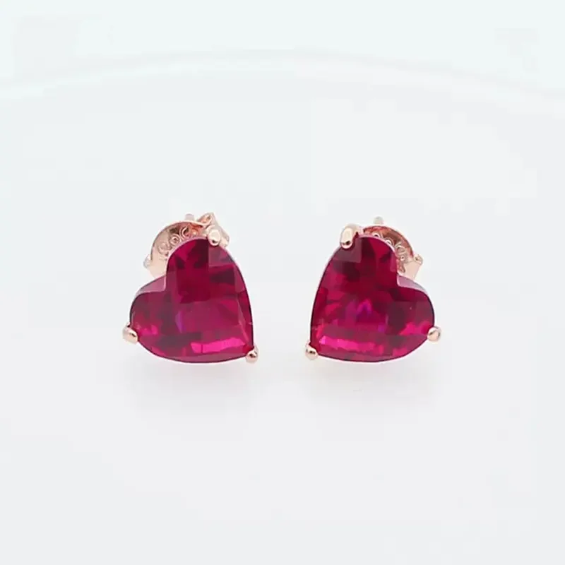 Light Luxury Romantic Heart Ruby Earings Stud Exquisite Classic Red Gemstone Earrings for Women Engagement Jewelry