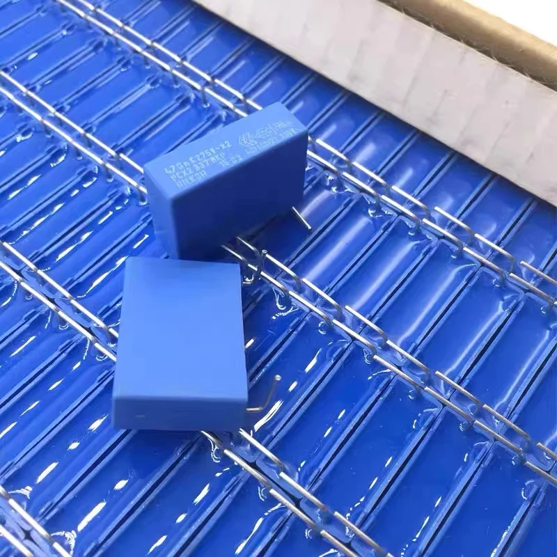 

Пленочный конденсатор MKP 0.47 мкФ 470 нФ 474 275 В 305 В 22.5 мм