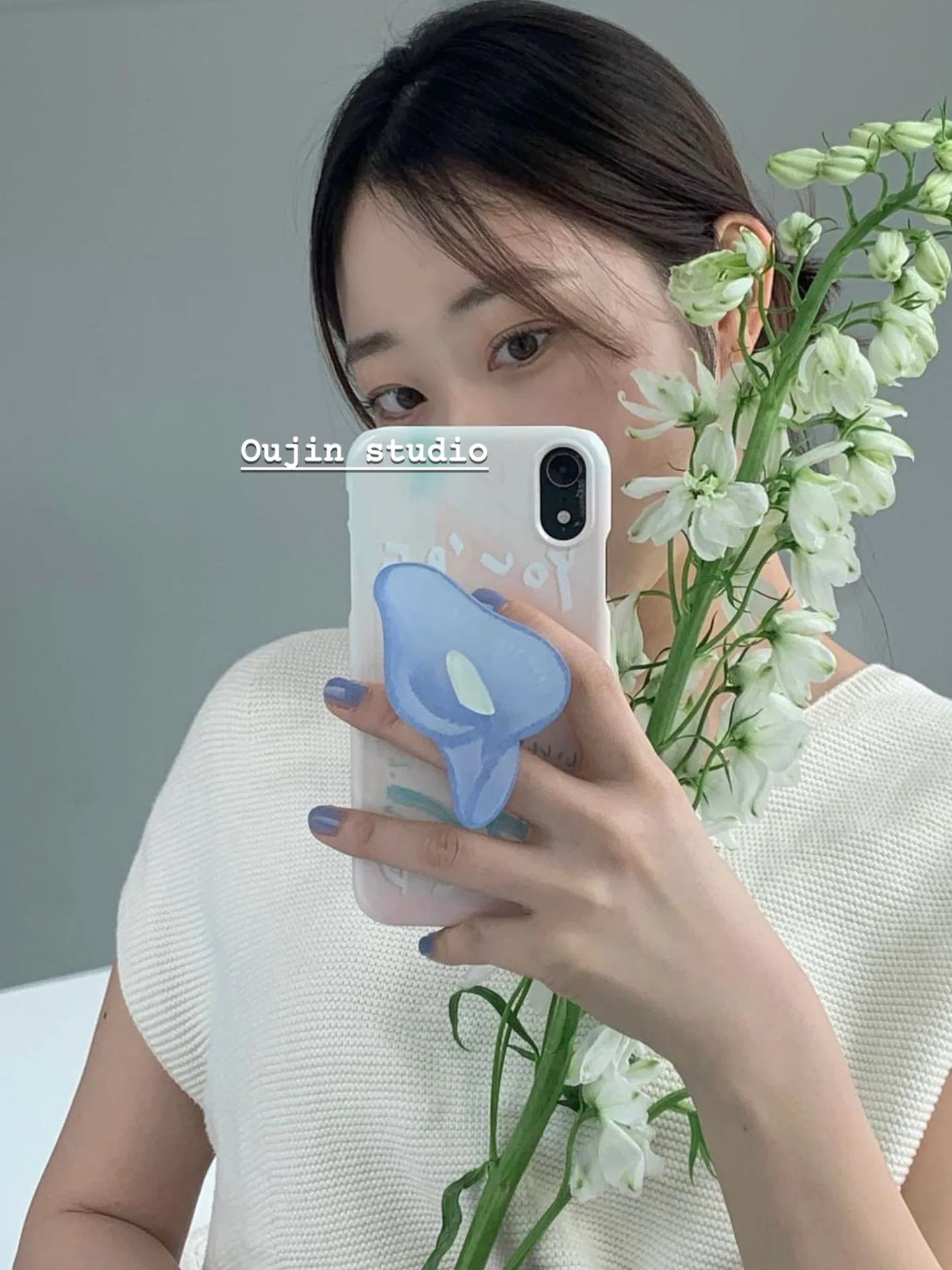 

Korean ins gentle elegant temperament blue calla lotus fashion personality for women 15pro/14promax/13/12/11 mobile phone case p