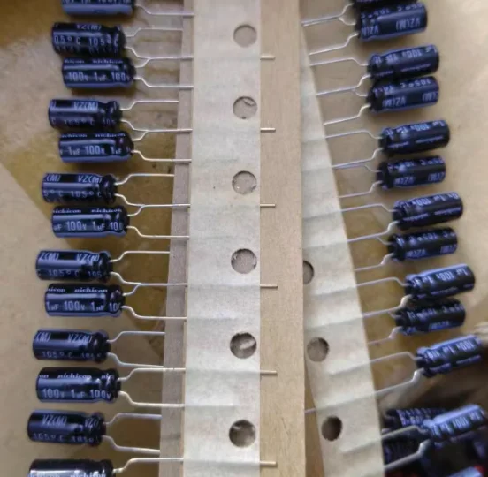 

200PCS NEW NICHICON VZ or PW 100V1UF 5X11MM electrolytic capacitor 100V 1UF High frequency long life vz 1uF/100V
