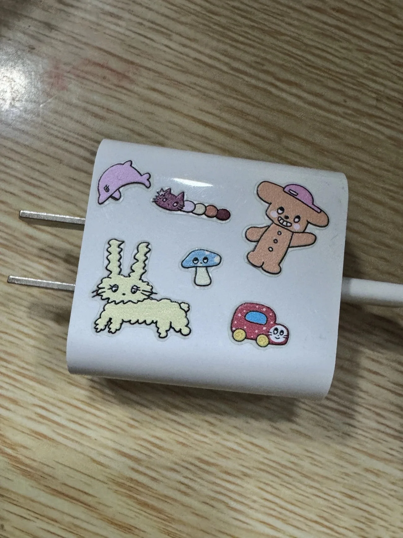 

Набор из 4 штук для iPhone 17 Pro Max и iPad: милые древние животные, щенки, желе для творчества, портативный шатер, камера Guka, клейкие наклейки