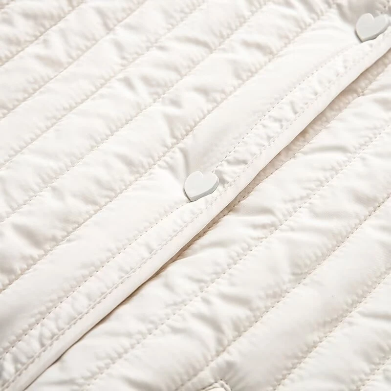 KEYANKETIAN Winter New Women's Collar Pocket Decoration Long Sleeved Heart-shaped Button Quilted Cotton Jacket Women Short Coat