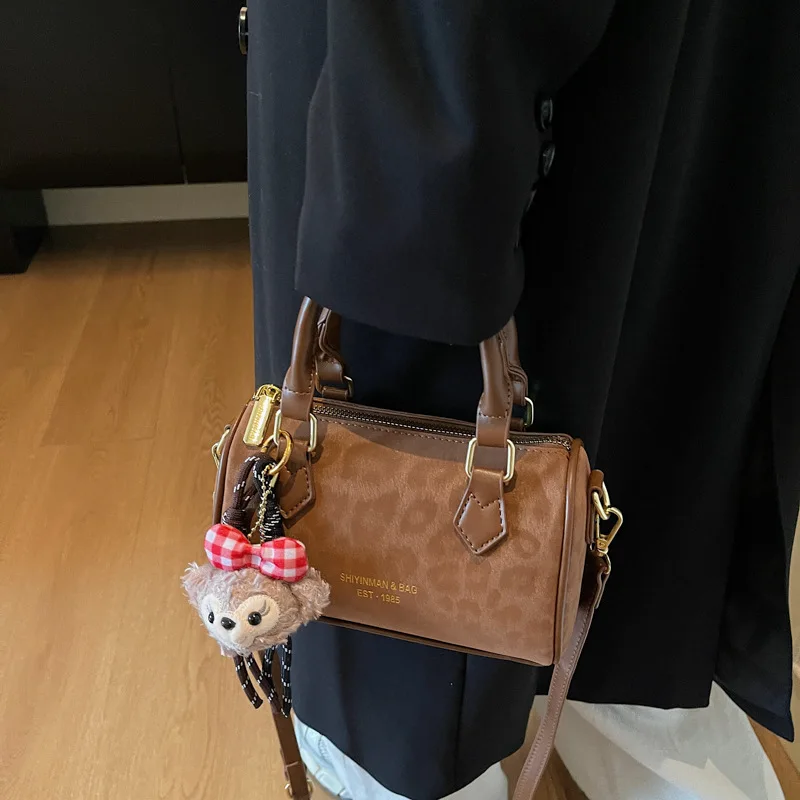 

2025 New Animal Print Vintage Shoulder Bag for Women, Top Handle Crossbody Purse, Retro Mini Handbag, Chic & Versatile​