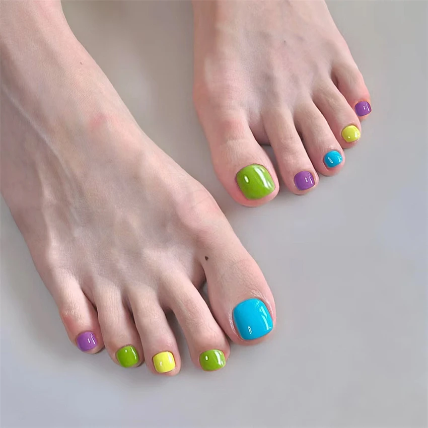 24 Artificial Rainbow Fake Toenails Decoration Full Coverage Waterproof Wearable False Toe Nail Removable Reusable Press on Nail