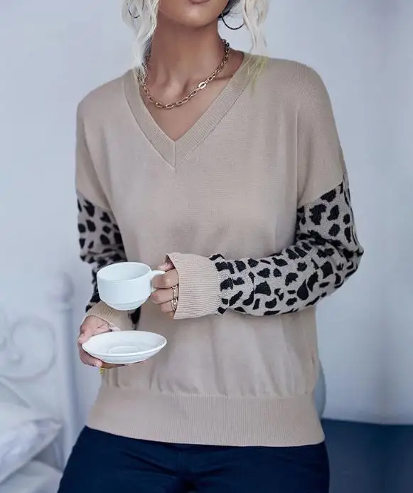

Autumn V-Neck Solid Color Spliced Leopard Print Jacquard Long Sleeved Knitted Sweater for Women's Casual Design Sense Sweater