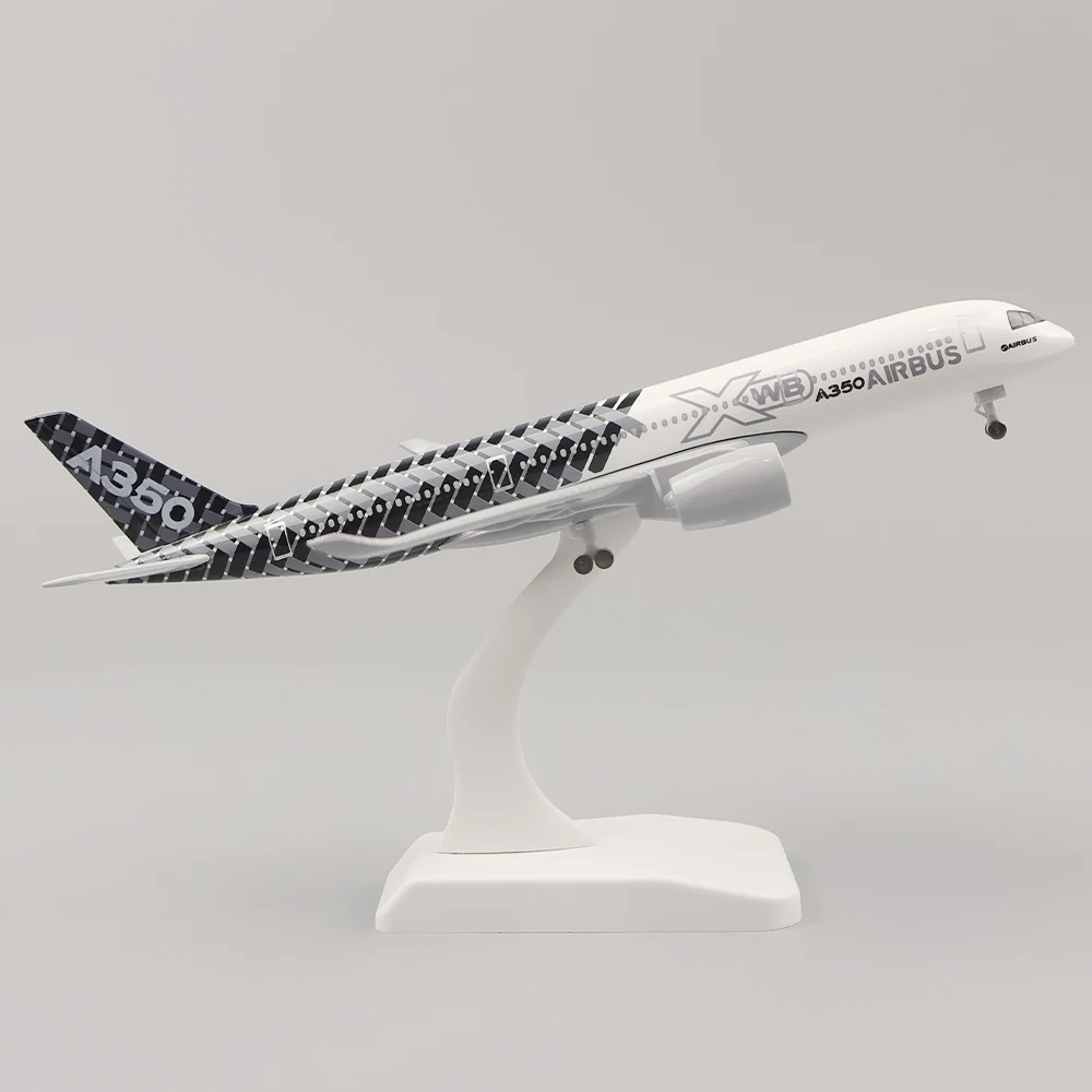 Modelo de avión de Metal A350, réplica de Material de aleación con ruedas de tren de aterrizaje, regalo de adorno, 20cm, 1:400 Original