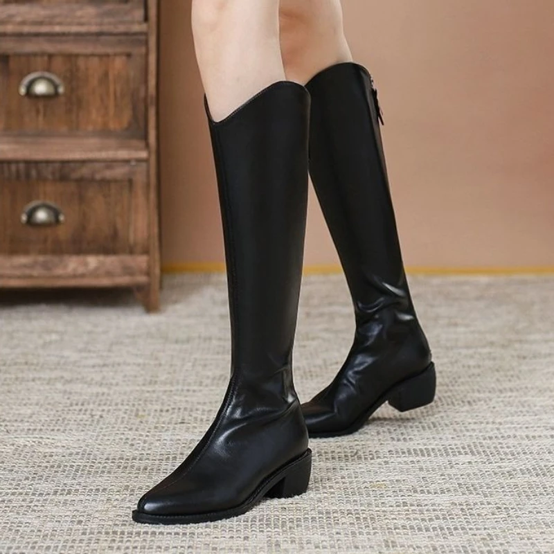 

Кожаные женские сапоги до колена с острым носком, осень-зима 2024, новинка по акции, трендовые женские длинные сапоги в готическом стиле, распродажа