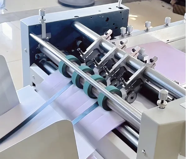 Automatic High Speed Slitting Machine Perforating Paper Die Cutting Creasing Machine view 3