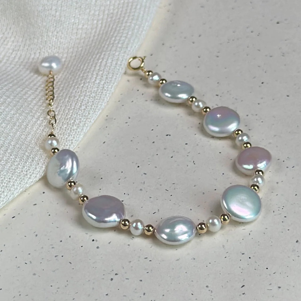 

High Quality 100% Natural Button Freshwater Pearl 14K Gold Filled Ladies Short Beads Chain Bracelet Best Gifts No Fade