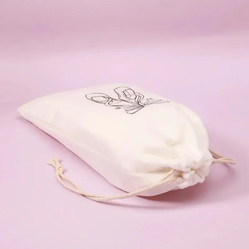 Ruoru 13*27cm Drawstring Ballet Bag White Color dance Bag for Girls Ballerina Pointe Shoes Bags Ballet Dance Accessories