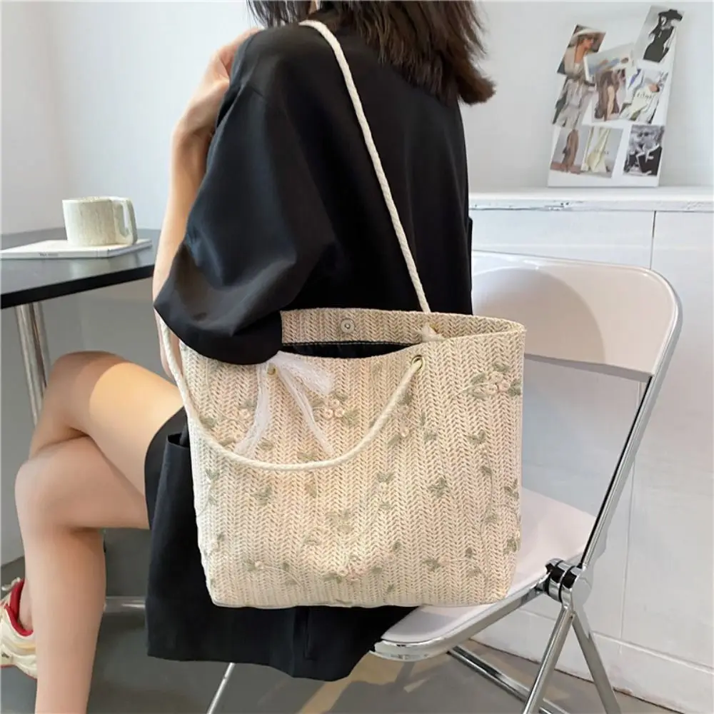 

Trendy Summer Lace Straw Bag Travel Beach Straw Shoulder Bag Large Capacity Vacation Women's Totes Bag for Ladies