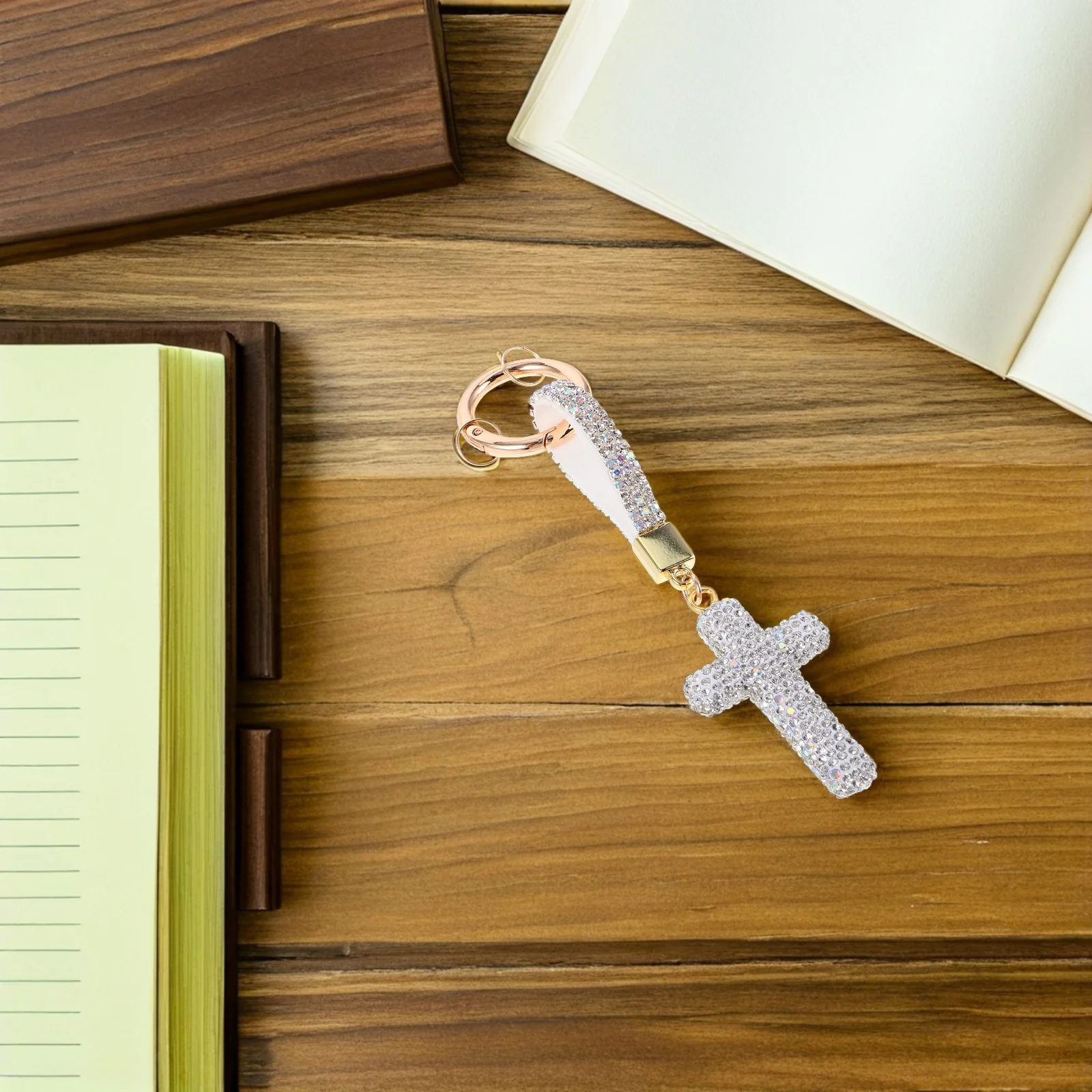 

2Pcs Rhinestone Cross Keychain Stylish Bling Keyring Car Keys Key Pendant Religious Blessing Keyrings Car Key Chain Rhinestone