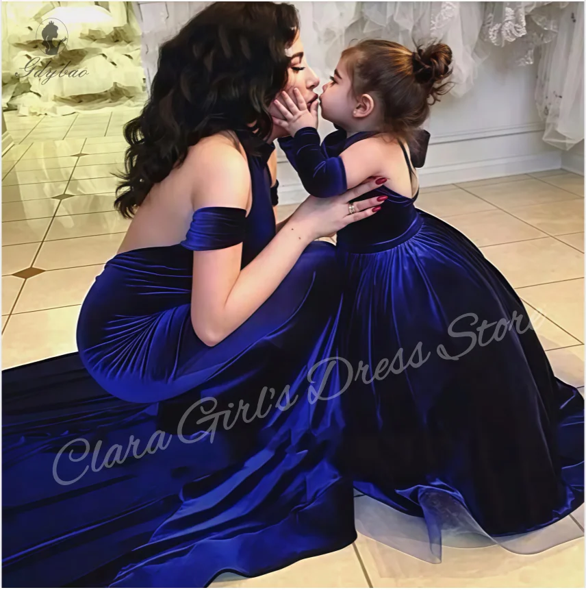 Koningsblauwe bloemenmeisjesjurk bruiloft luxe fluwelen halter backless lange jurk meisje verjaardagsfeestje avondjurk