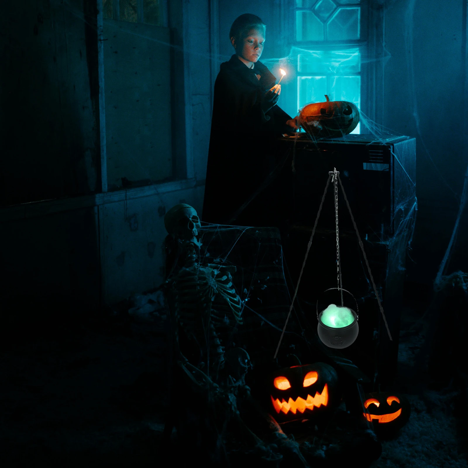 

1 set Halloween Witch Cauldron Decorations Glowing Tripod Lamp Plastic Bowl Ornaments Fog Maker Light Strip For Party Home Bar
