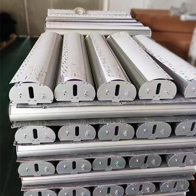 Teardrop Display Roll up Banner Stand Rollup Standee Aluminum Roll up Stand Retractable Pull up Banners for Advertising