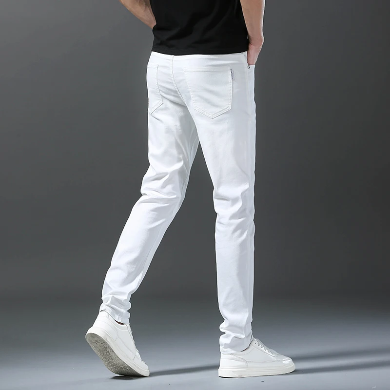 سروال رصاص بقصة ضيقة للرجال ذو علامة تجارية 98% قطن قابل للتمدد مريح جينز أبيض أنيق سروال رصاص مستقيم