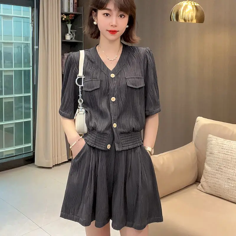 

Korean Style Shorts Sets for Women Summer Trend Thin Pleated Short Sleeved Blouse and Skirt Shorts Two Piece Set Casual Outfit