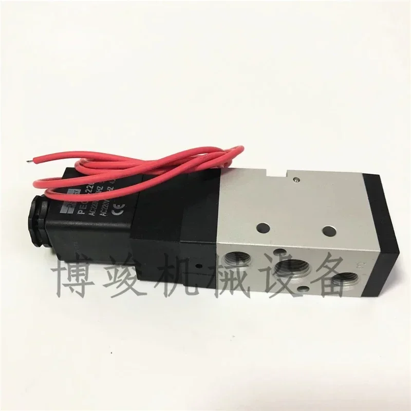 

Original and genuine Parker PARKER solenoid valve PHS520S-02-220V, old PHS520S-8-220V