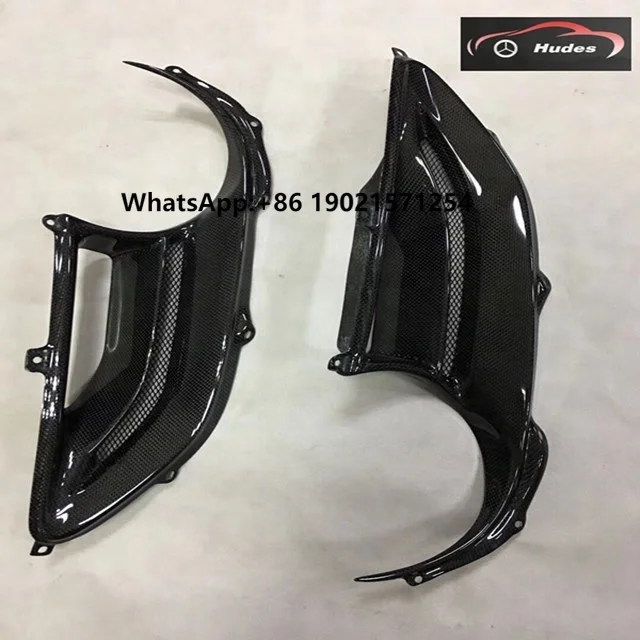 

Carbon Tail Light Lamp Cover for Ferrari 488 GTB&Spider Tail Lamp Cover