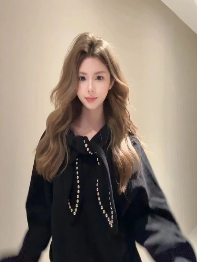 

Свободный корейский свитшот в стиле оверсайз: уникальный, модный, зимний топ для молодых женщин – удобный, дышащий, повседневный.