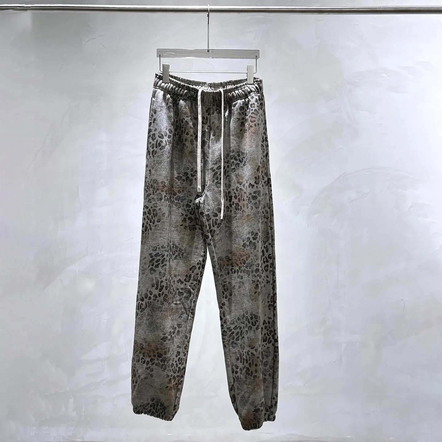Autumn Winter Heavyweight 400g Camouflage Leopard Print Cuffed Sweatpants Unisex High Street Elastic Waist Sports Fleece Long...