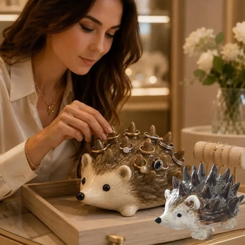 Hedgehog Butler Ring Set Decorative Resin Crafts Ornament