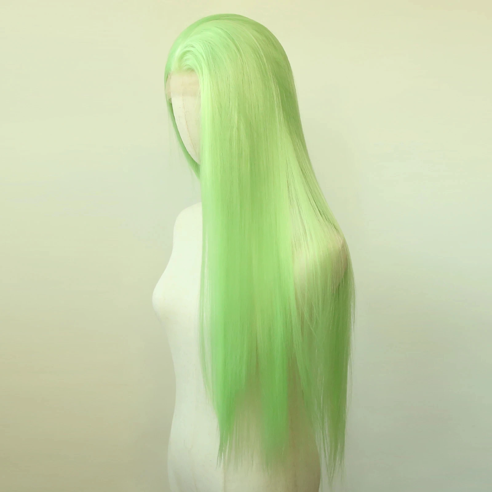 Hellgrüne synthetische Lace-Front-Perücke, lange gerade Lace-Front-Synthetik-Perücke, vorgezupft, hitzebeständiges Haar, Alltagskleidung, Cosplay