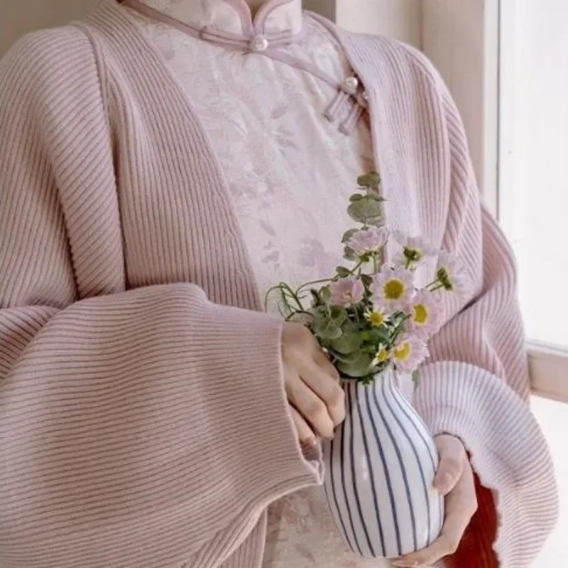 Dzianinowy kardigan damski w stylu chińskim, dekolt w serek, szykowny, delikatny, krótki, jesienno-zimowy płaszcz damski, mniejszościowy, klasyczny