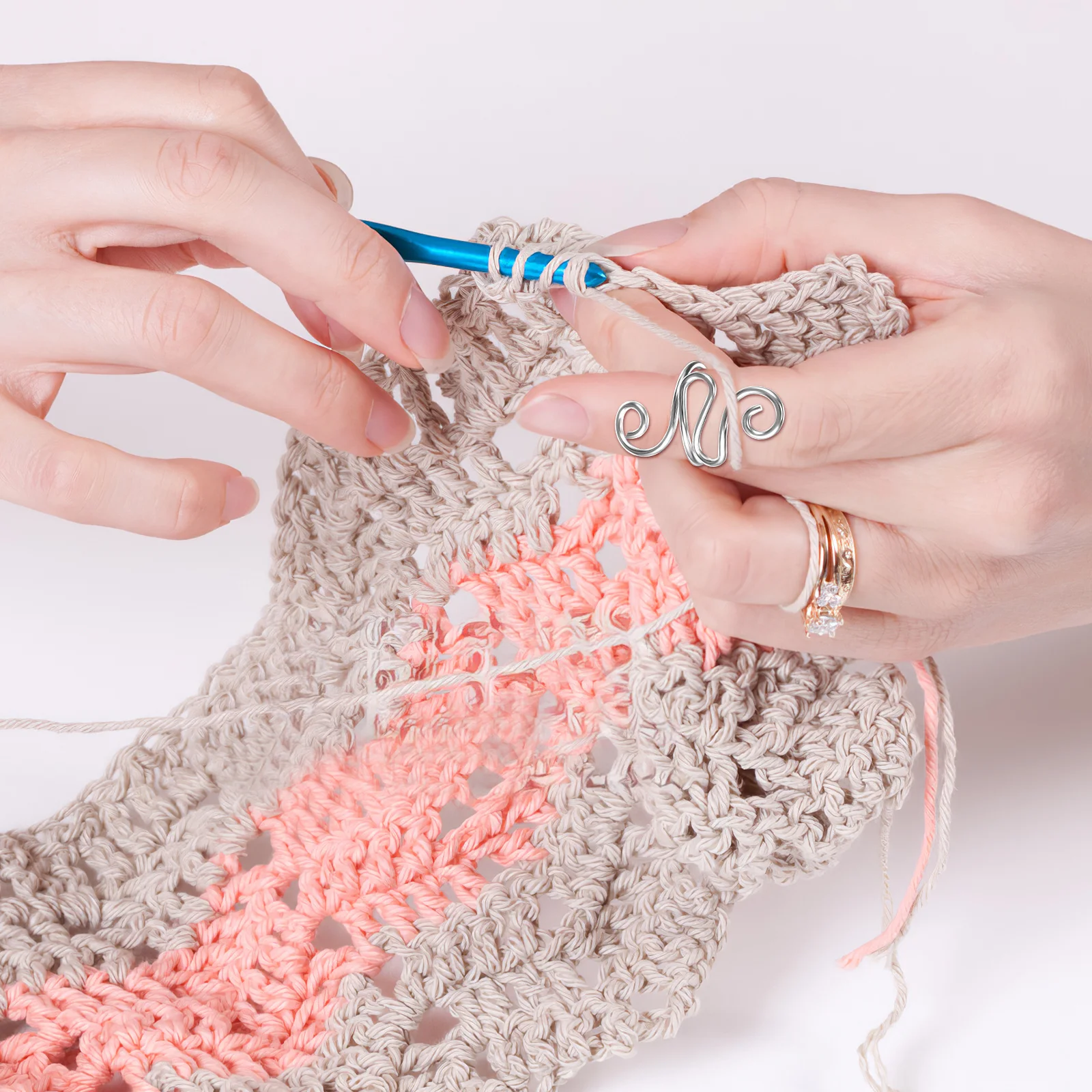 

9Pcs Crochet Tension Rings Adjustable Yarn Guide Open Finger Loops Smooth Surface Durable Crochet Accessories Yarn Guide Rings