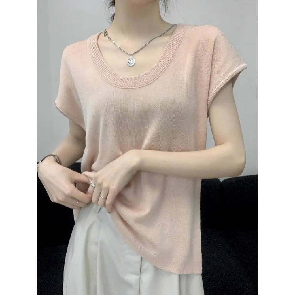 

Women's Relaxed Fit Ice Silk U-Neck Top Thin Draped T-Shirt Summer Slim Loose Short Sleeve Knitted Bottoming Shirt in Gray