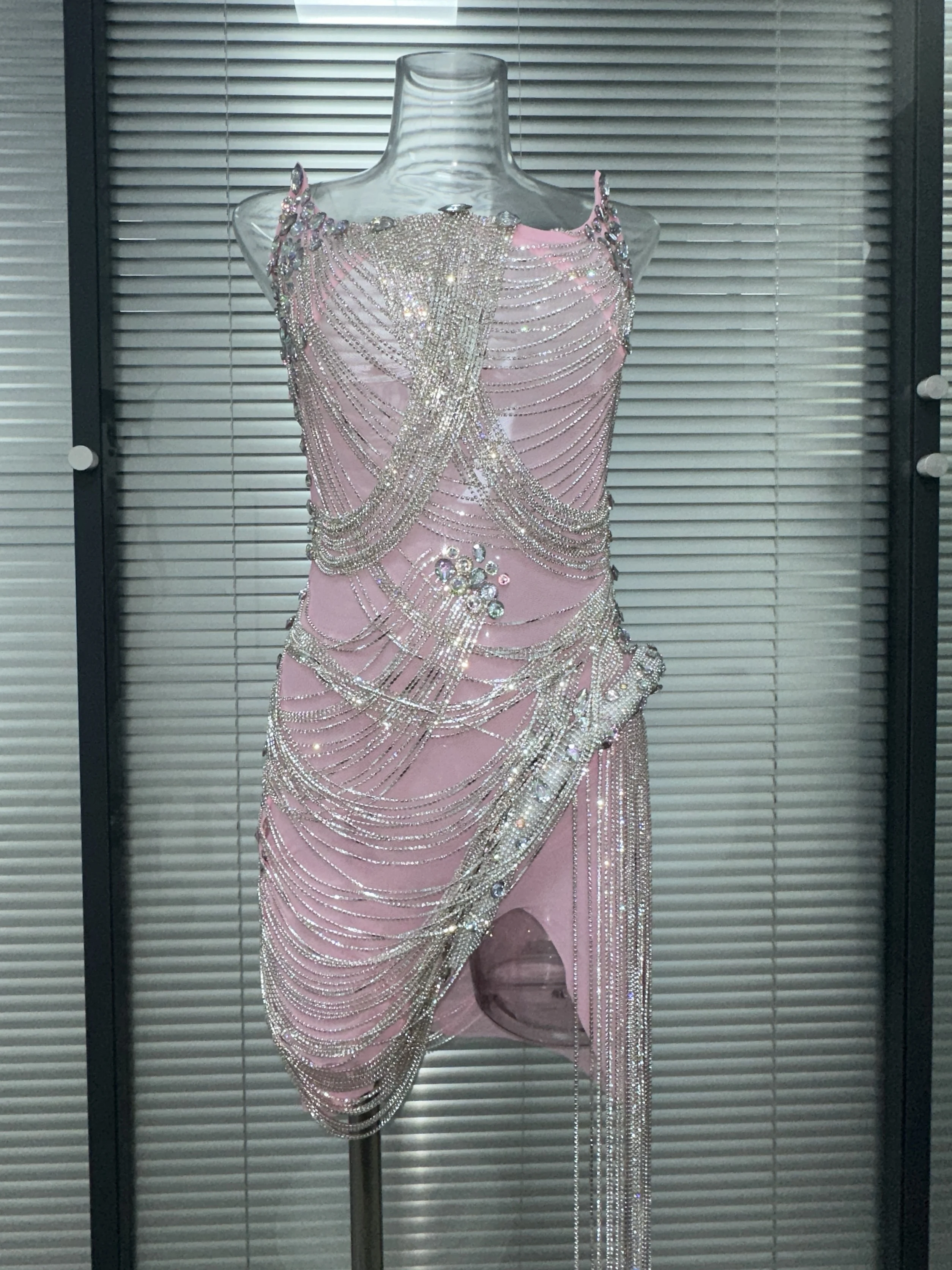 Sparkly Crystals Tassel Dress Women Sexy Asymmetrical Party Gown Strapless Birthday Party See Through Mesh Evening Dress Luoli