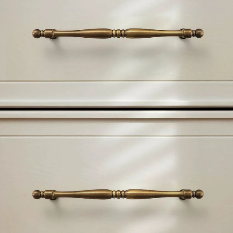 

European Vintage Brass Handles for Furniture Bronze Handles for Wardrobe and Drawer Dresser Luxury Kitchen Cabinet Handles