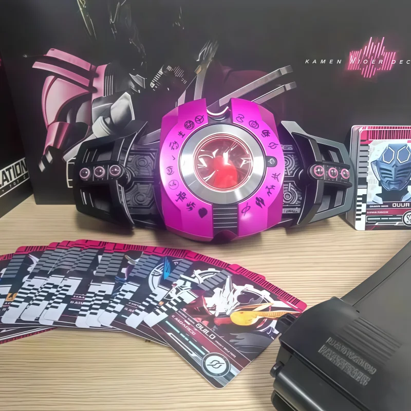 

Камен Райдер Декейд Розовый CSM 7.0: Поясной драйвер с японскими голосовыми эффектами и совместимостью с картами Geats Diend, интерактивная игрушка