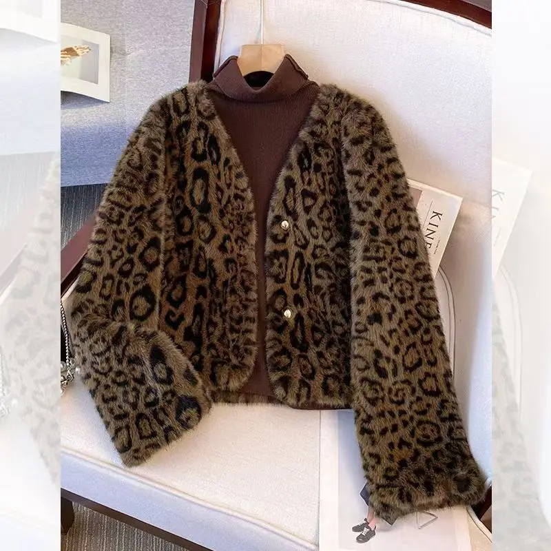 Winter High-end Leopard Print Vintage Fur Coat Short Jacket V-neck Warm Single-breasted Fur Jacket Soft Clothing Faux Fur Coats